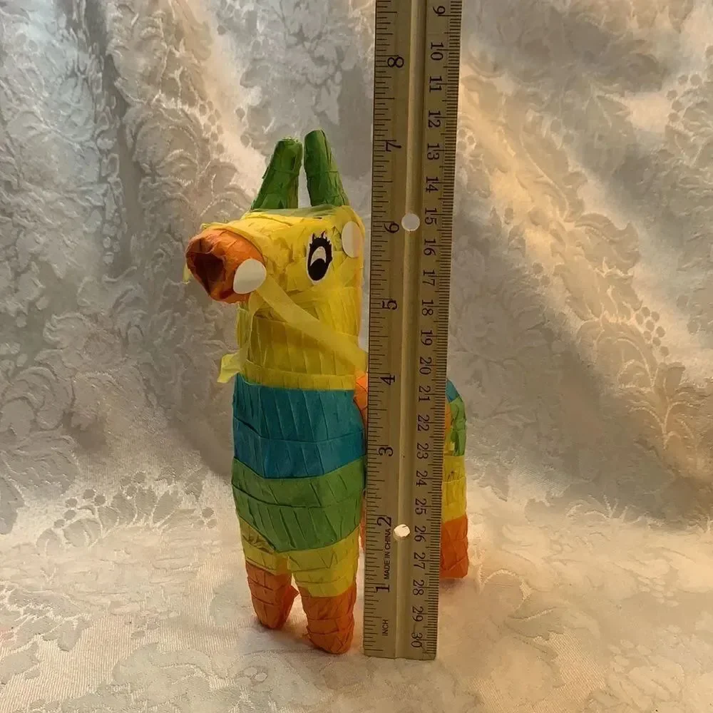 2 Piñatas Miniatures Decorations With Hats 7 Inches Tall Cinco De Mayo Day Dead